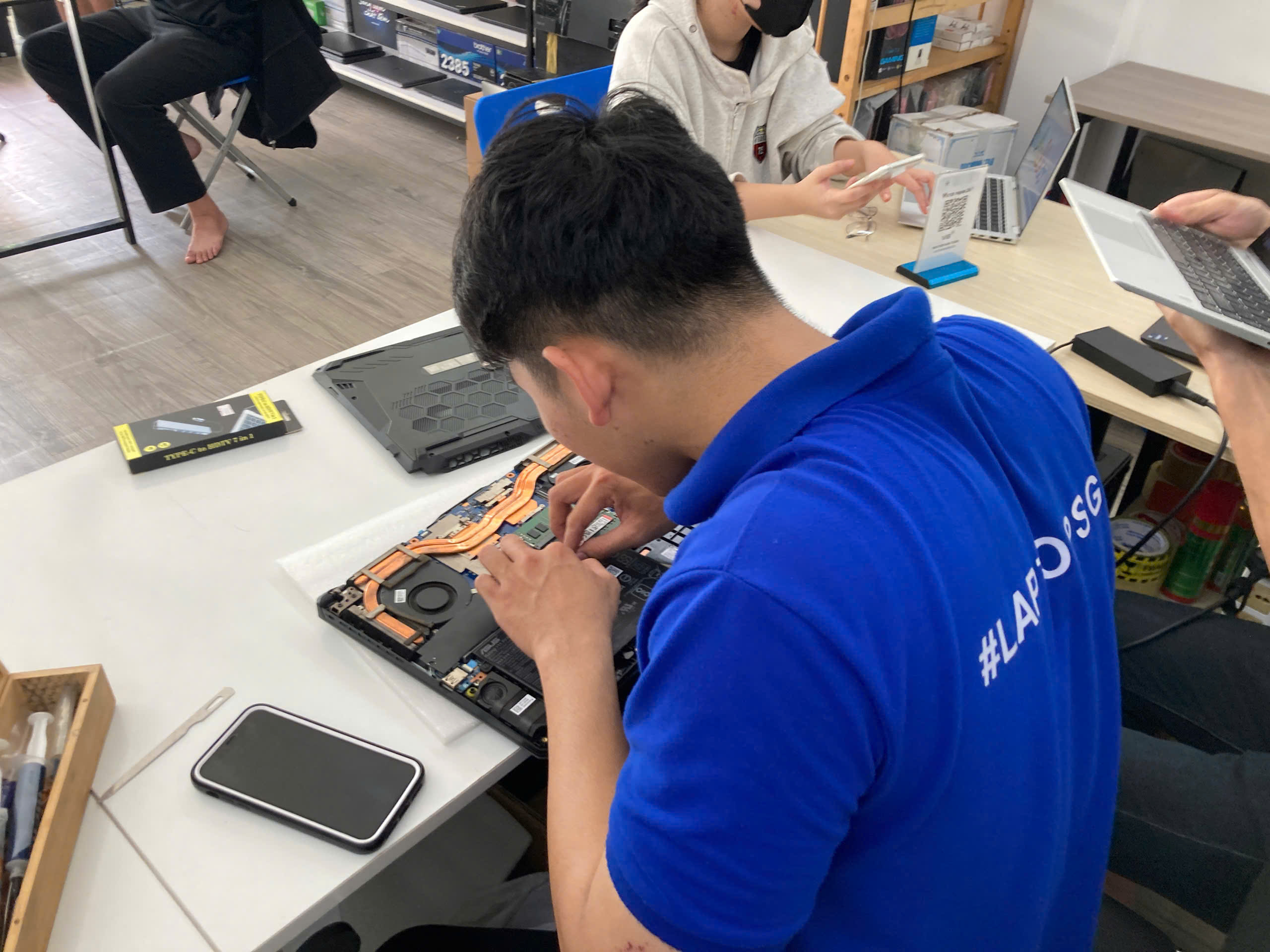 Sửa laptop uy tín Tp HCM