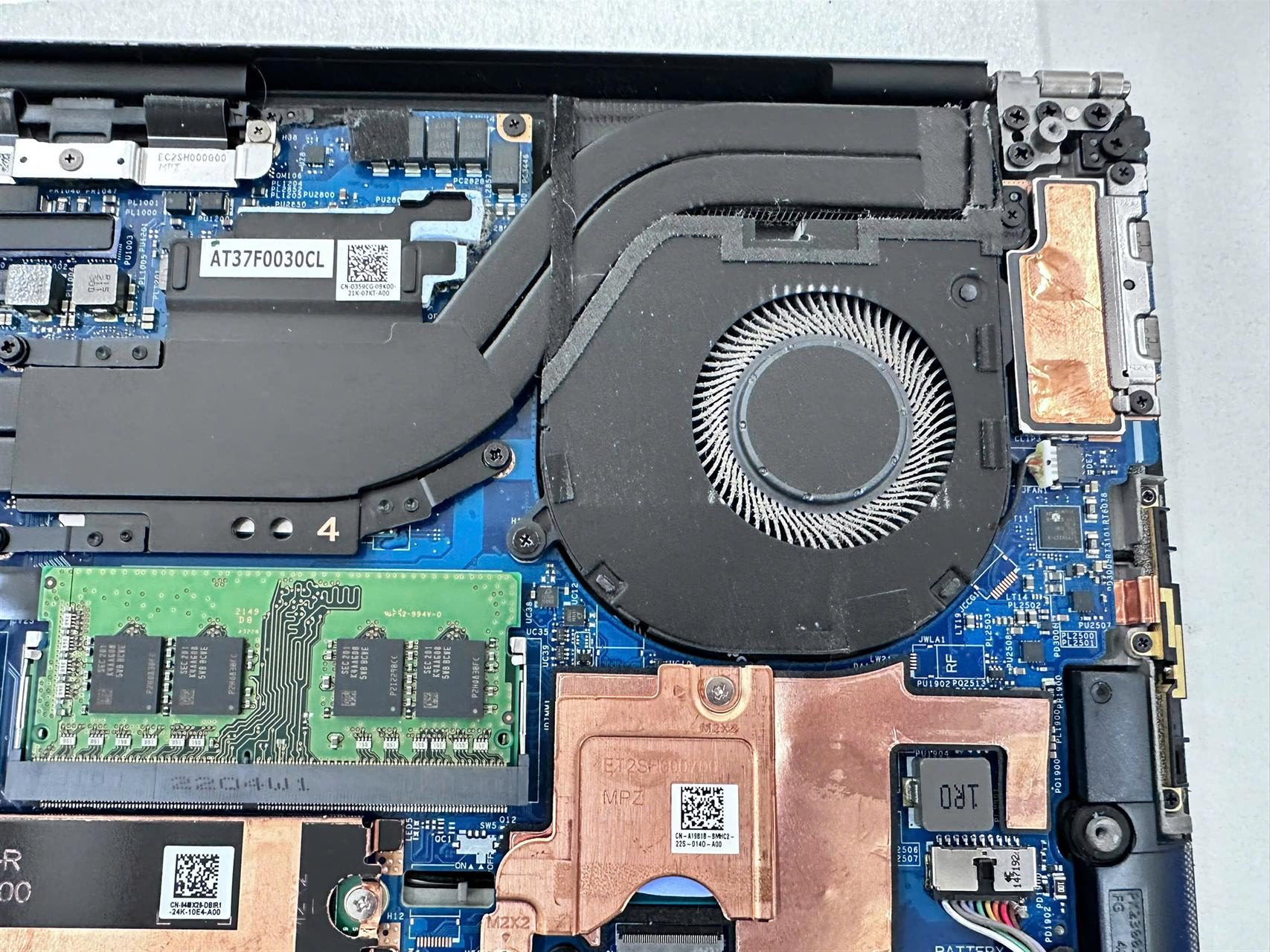 Máy tính không nhận màn hình rời là lỗi gì?