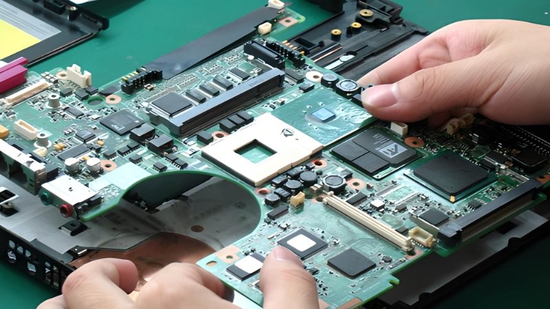 Dấu hiệu hỏng main laptop - nguyên nhân và chi phí sửa chữa mới nhất 2026
