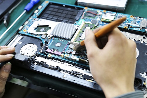 Dấu hiệu hỏng main laptop - nguyên nhân và chi phí sửa chữa mới nhất 2026