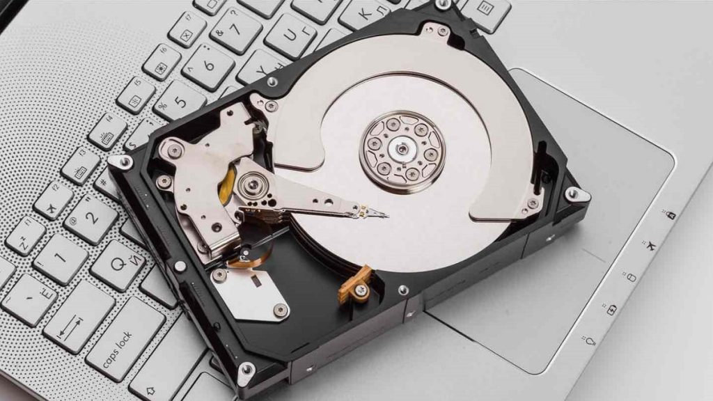 Cách kiểm tra ổ cứng laptop mới hay cũ chính xác và dễ dàng nhất [2026]