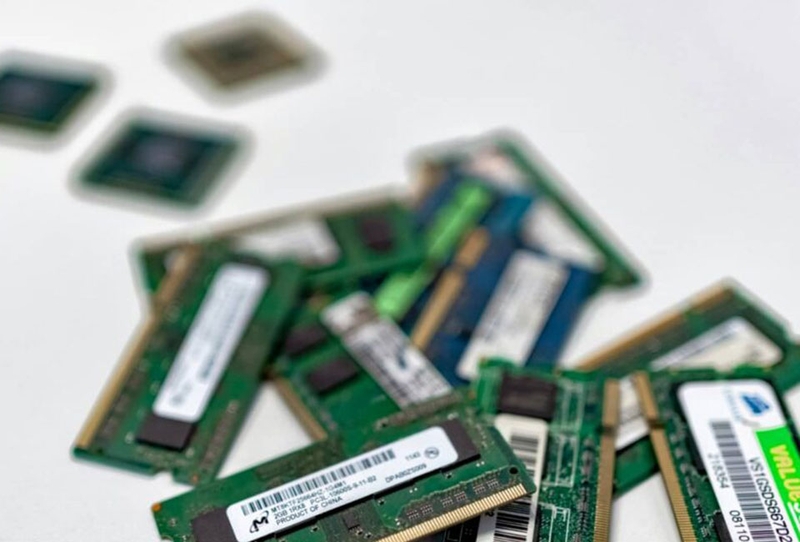 Laptop RAM Bao Nhiêu Là Đủ Trong Năm 2026? Cách Chọn Đúng Cấu Hình