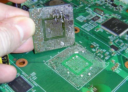 Màn hình laptop lúc sáng lúc tối? Nguyên nhân và cách xử lý hiệu quả