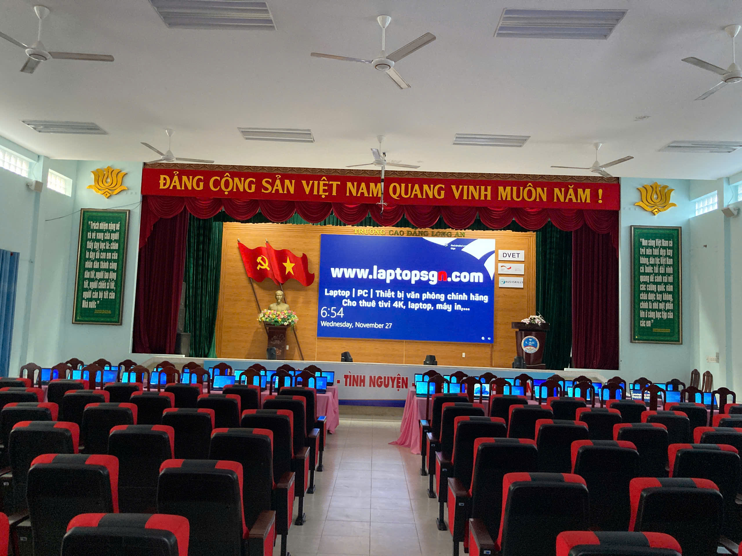 Cho thuê laptop số lượng lớn phục vụ doanh nghiệp