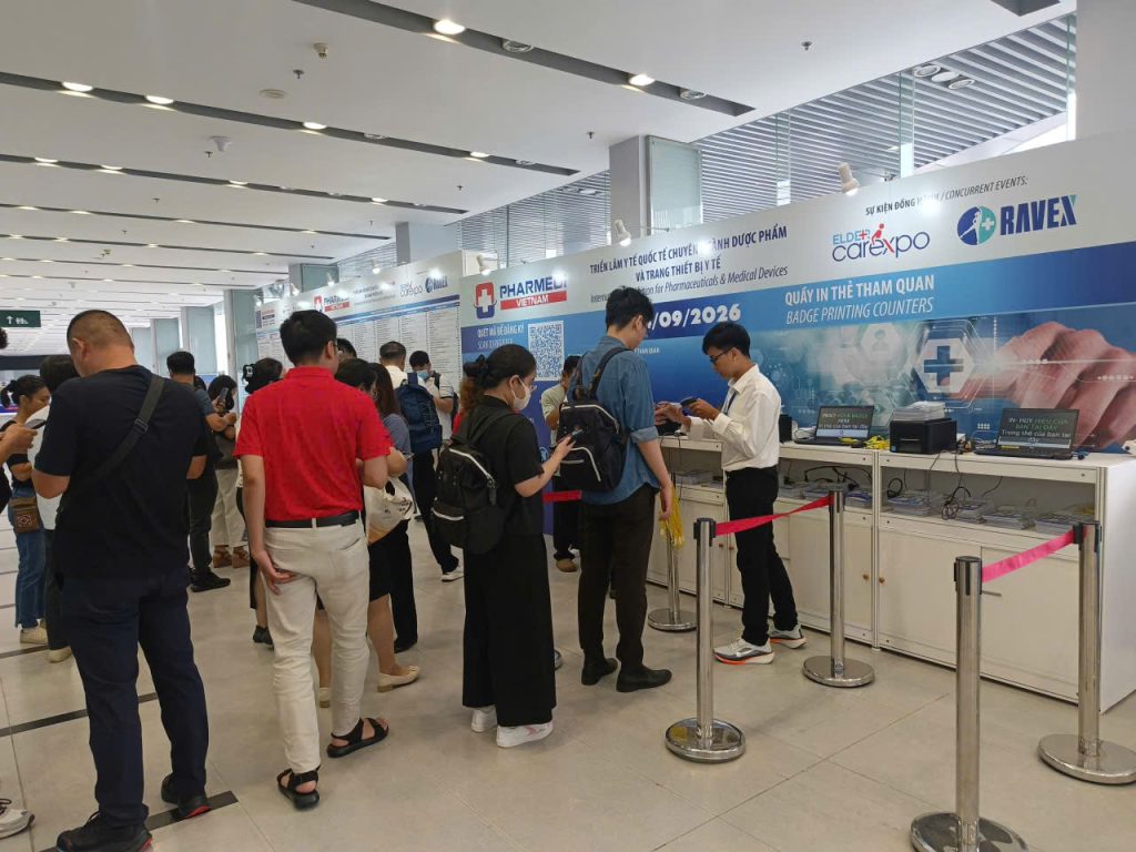 Bố trí quầy đăng ký khách vãng lai