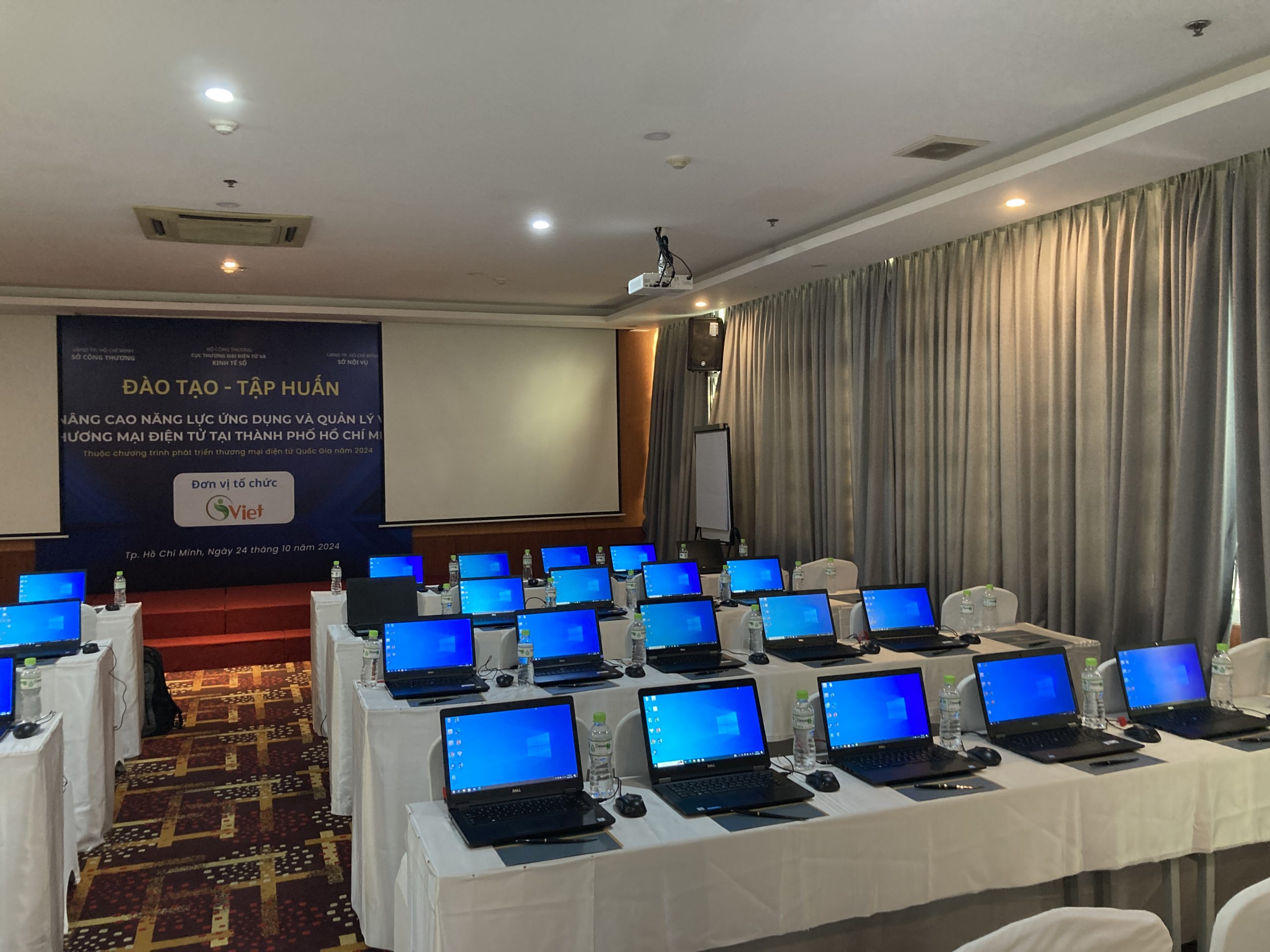 Tại sao nên thuê laptop sử dụng